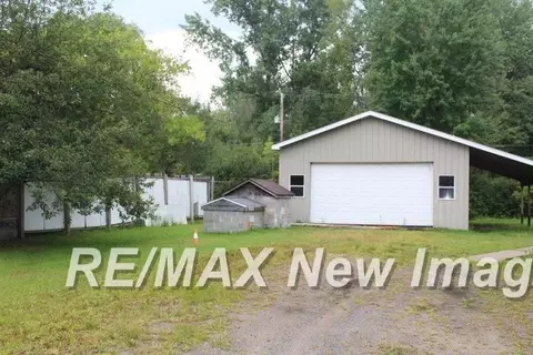 1755 W Gordonville, Midland, MI 48640