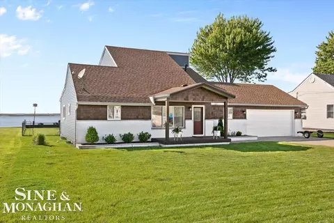 8800 Anchor Bay, Clay, MI 48001