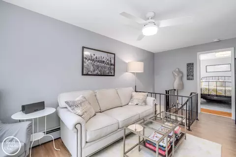 1819 Littlestone, Grosse Pointe Woods, MI 48236 photo 29