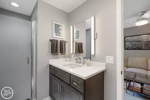1819 Littlestone, Grosse Pointe Woods, MI 48236 photo 30