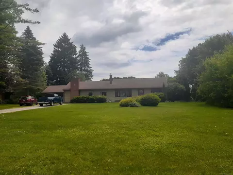 49900 Jefferson, New Baltimore, MI 48047