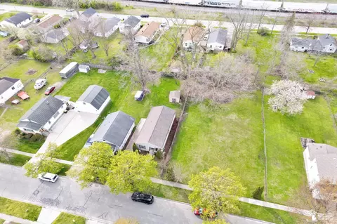 524 Almyra, Monroe, MI 48161 photo 31