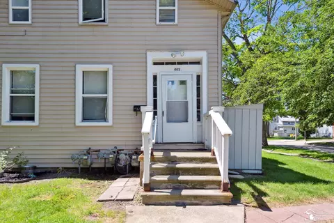 402 E 2nd, Monroe, MI 48161 photo 3