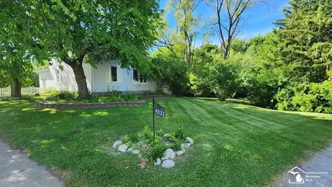15533 Edgeworth, Monroe, MI 48161