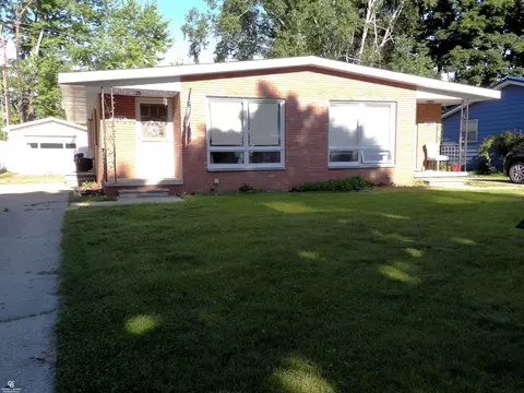 3541 3543 Williamsburg, Port Huron, MI 48060