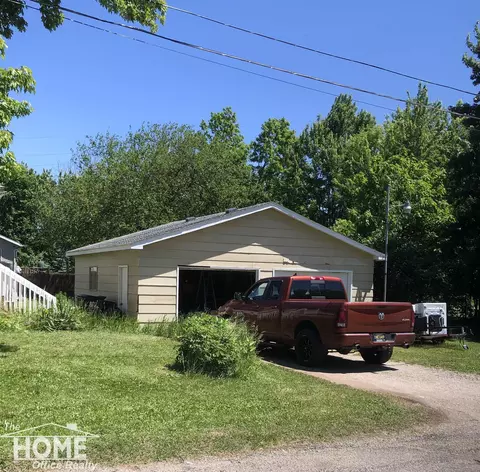 302 E Monroe, Owosso, MI 48867 photo 2