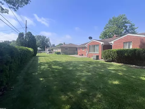 23096 Raven, Eastpointe, MI 48021 photo 37