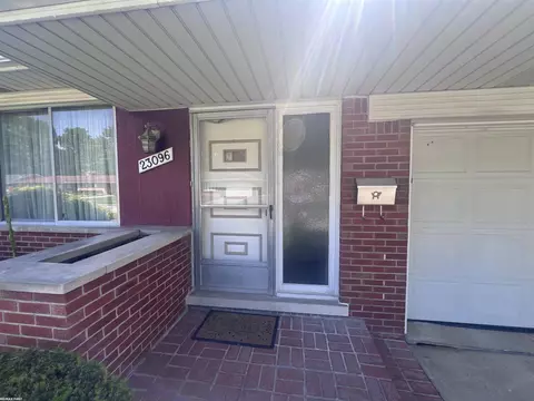 23096 Raven, Eastpointe, MI 48021 photo 5