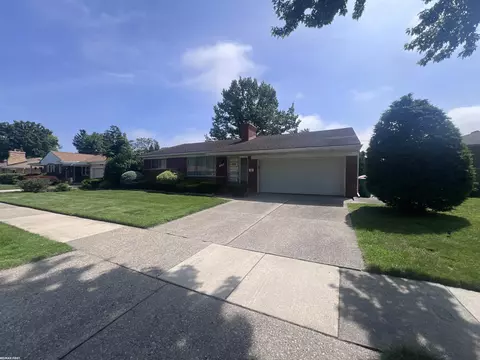 23096 Raven, Eastpointe, MI 48021 photo 4
