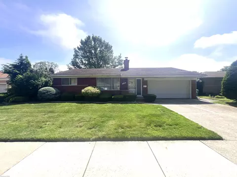 23096 Raven, Eastpointe, MI 48021 photo 3