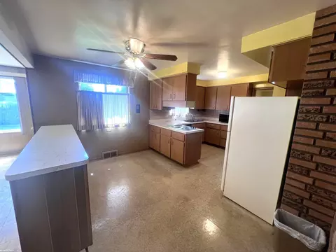 23096 Raven, Eastpointe, MI 48021 photo 9