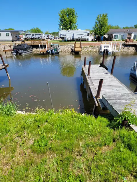 831 S Main Sleepy Oaks UNIT 220, Au Gres, MI 48703 photo 31
