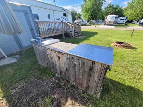 831 S Main Sleepy Oaks UNIT 220, Au Gres, MI 48703 photo 5