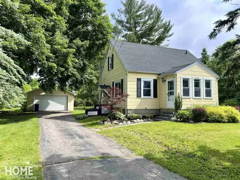 9100 Frost, Saginaw, MI 48609