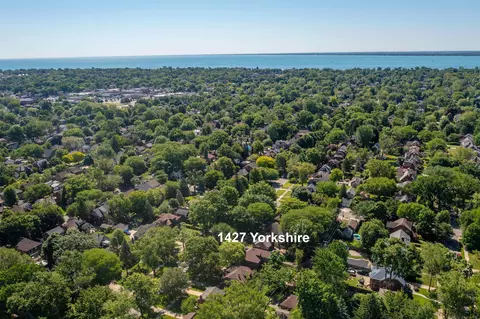 1427 Yorkshire, Grosse Pointe Park, MI 48230 photo 60