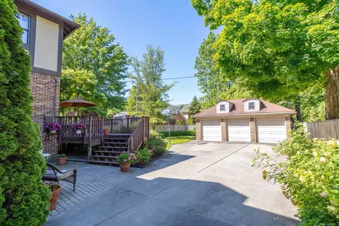 1427 Yorkshire, Grosse Pointe Park, MI 48230 photo 48
