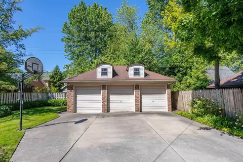 1427 Yorkshire, Grosse Pointe Park, MI 48230 photo 52