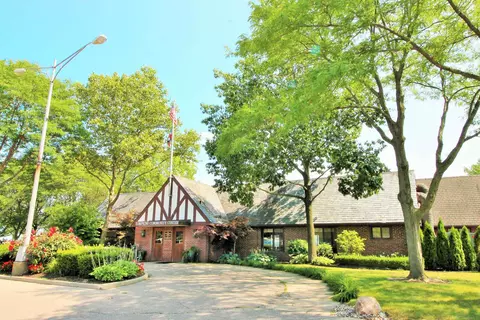 1427 Yorkshire, Grosse Pointe Park, MI 48230 photo 64