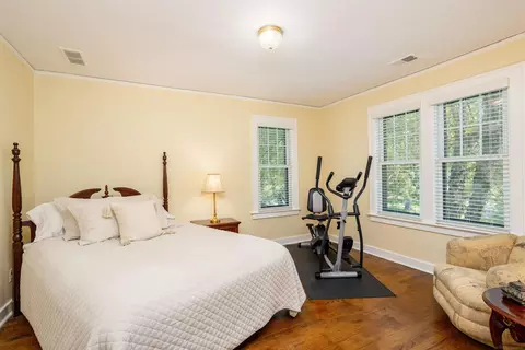 1427 Yorkshire, Grosse Pointe Park, MI 48230 photo 32