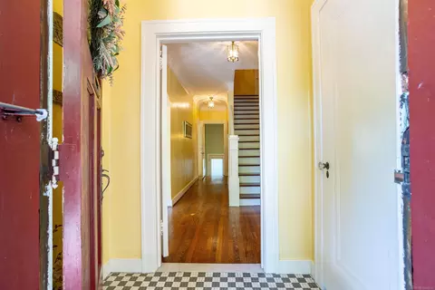 1427 Yorkshire, Grosse Pointe Park, MI 48230 photo 6