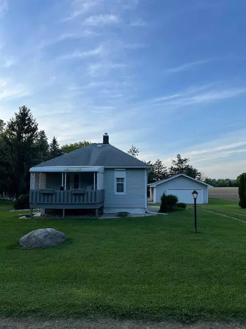 10185 Monroe Rd, Durand, MI 48429 photo 4