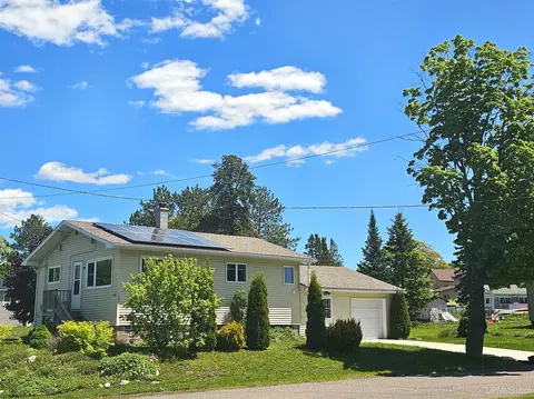 Exterior - 1070 Ahmeek, Mohawk, MI 49950 photo 2 of 8