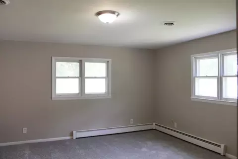 Bedroom - 2383 Tandy, Flint, MI 48532 photo 6 of 8