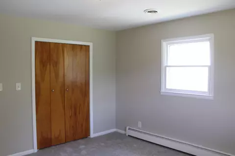 Bedroom - 2383 Tandy, Flint, MI 48532 photo 5 of 8