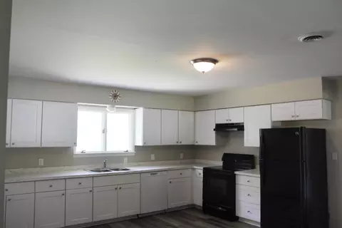 Kitchen - 2383 Tandy, Flint, MI 48532 photo 1 of 2
