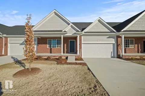 1442 Lincoln, Lapeer, MI 48446