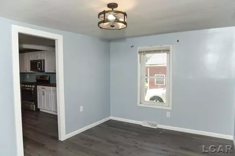 733 Oak, Adrian, MI 49221 photo 20