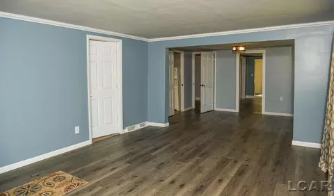 733 Oak, Adrian, MI 49221 photo 9