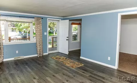 733 Oak, Adrian, MI 49221 photo 10