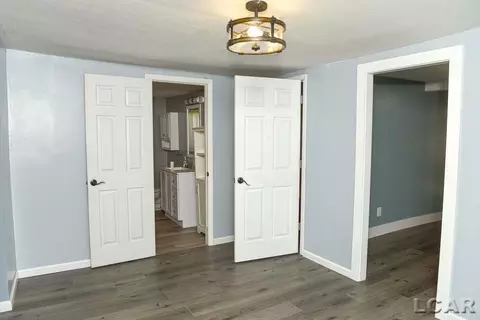 733 Oak, Adrian, MI 49221 photo 21