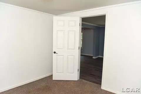 733 Oak, Adrian, MI 49221 photo 17