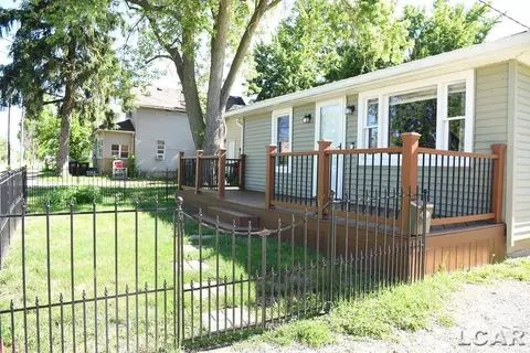 733 Oak, Adrian, MI 49221 photo 44
