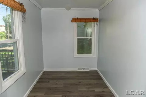 733 Oak, Adrian, MI 49221 photo 13