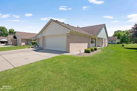 25366 Julianna Dr #116, New Baltimore, MI 48051