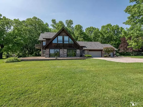 3830 Brest, Newport, MI 48166