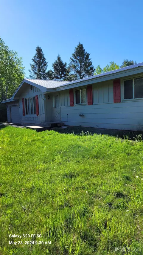 356 Maple, Republic, MI 49879