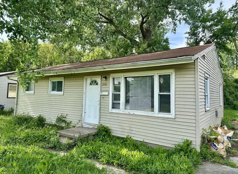 2401 Hartsuff, Saginaw, MI 48601