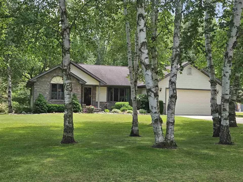 7204 Berrywood, Lexington, MI 48450