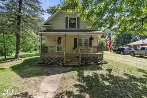 7145 Welles St, Brown City, MI 48416