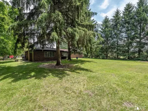 10015 Secor, Temperance, MI 48182 photo 31