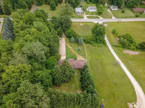 10015 Secor, Temperance, MI 48182 photo 40