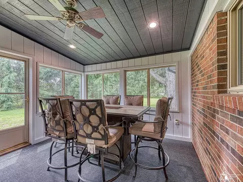 10015 Secor, Temperance, MI 48182 photo 23