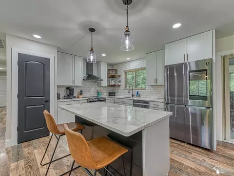 10015 Secor, Temperance, MI 48182 photo 8
