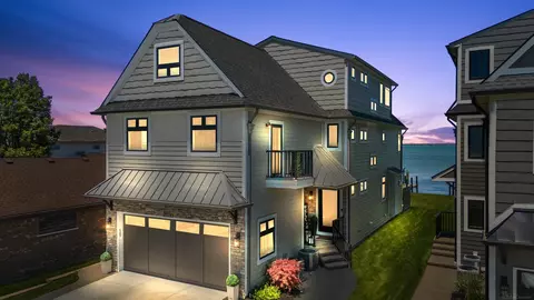 32737 N N Riv, Harrison Township, MI 48045