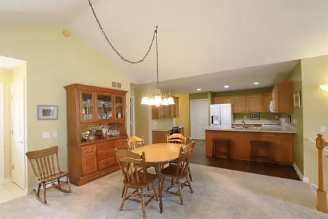 7156 Burning Bush, Flushing, MI 48433 photo 6