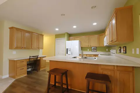 7156 Burning Bush, Flushing, MI 48433 photo 9